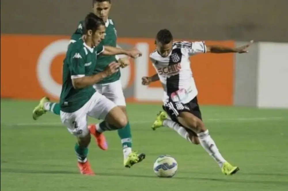 Ponte Preta enfrenta Goiás em busca da primeira vitória na Série B