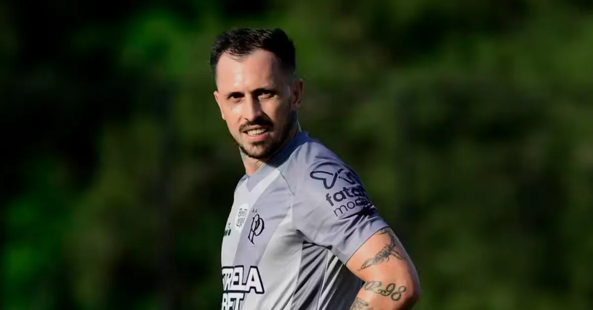 Ponte Preta: Planejamento e Mudanças no Elenco para Temporada 2025